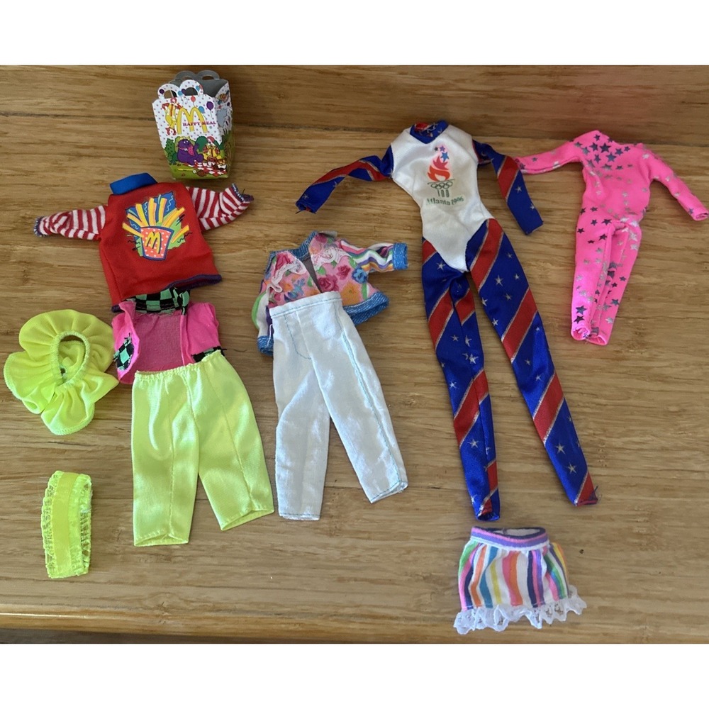 Lot Of Vintage 1990's Mattel Stacie Barbie Lil Sis Doll Clothes McDonald's